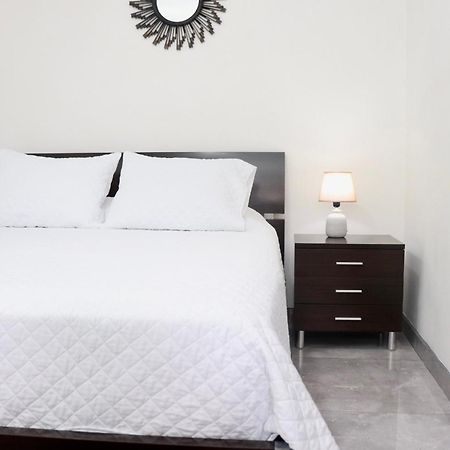 Airport Sjo Residence - Edward & Familia Inn Río Segundo 外观 照片