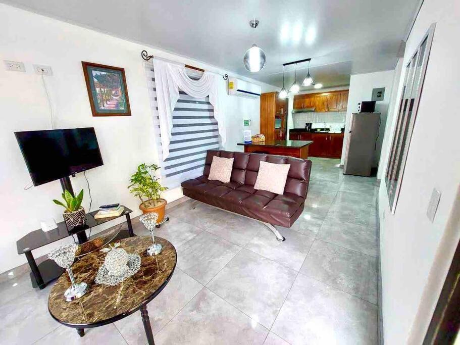Airport Sjo Residence - Edward & Familia Inn Río Segundo 外观 照片