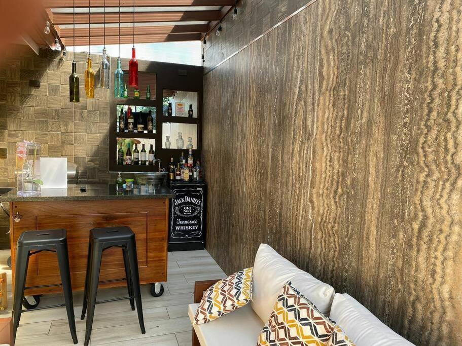 Airport Sjo Residence - Edward & Familia Inn Río Segundo 外观 照片