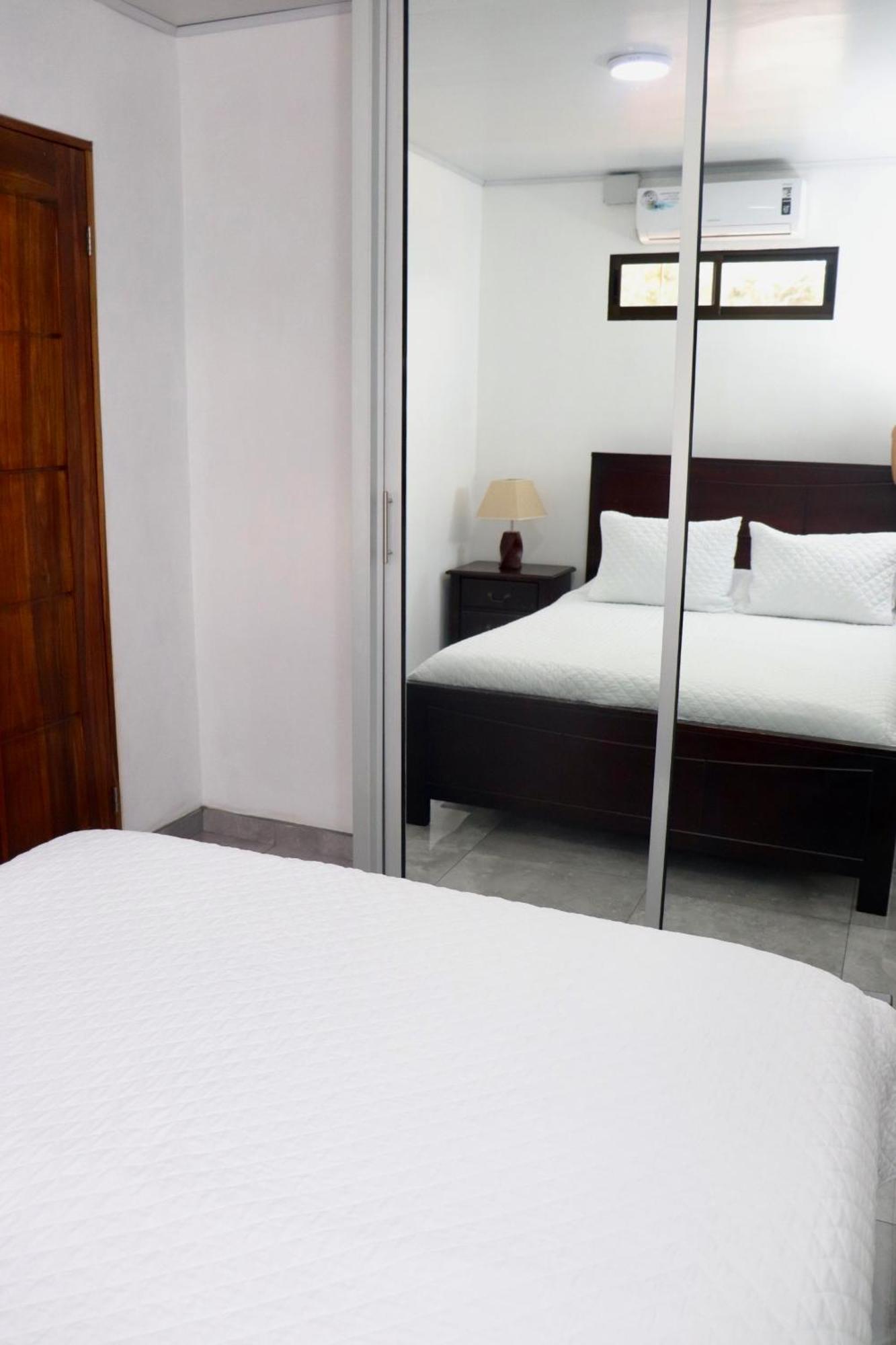 Airport Sjo Residence - Edward & Familia Inn Río Segundo 外观 照片
