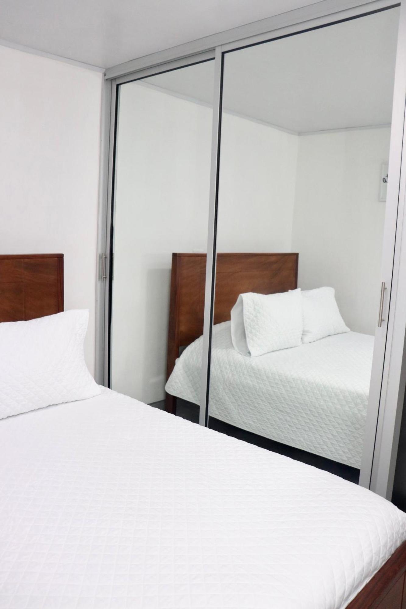Airport Sjo Residence - Edward & Familia Inn Río Segundo 外观 照片
